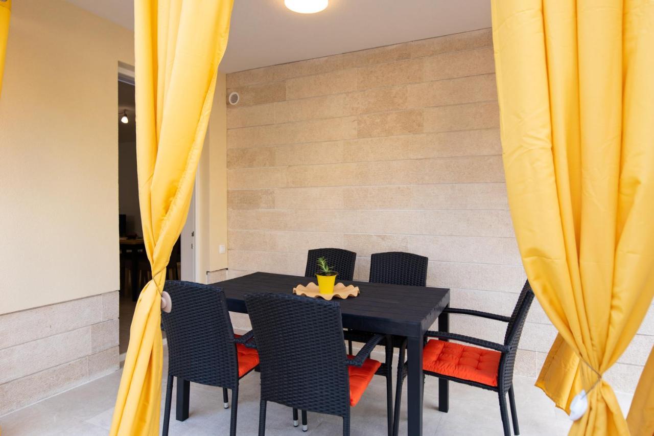 Apartman Ivona U Prizemlju Малинска Экстерьер фото